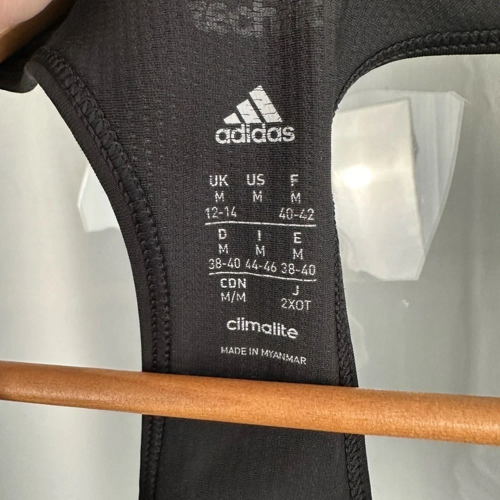 Adidas Techfit‎ Racerback Compression Stretch Climacool Sports Bra Size Medium